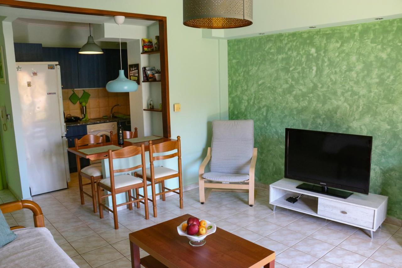 Colourful Apartments アルゴストリオン エクステリア 写真